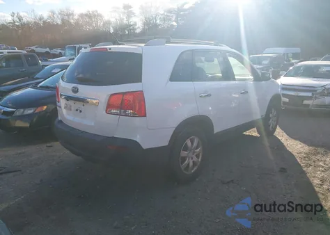 2011 Kia Sorento Lx from USA, damaged, VIN 5XYKTCA12BG182273